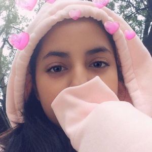 Meet your Posher, Selena salcido